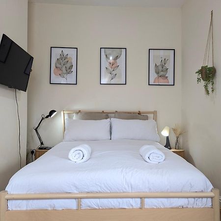 Guest Rooms In Anfiled Near Stadium, Free Parking 리버풀 외부 사진