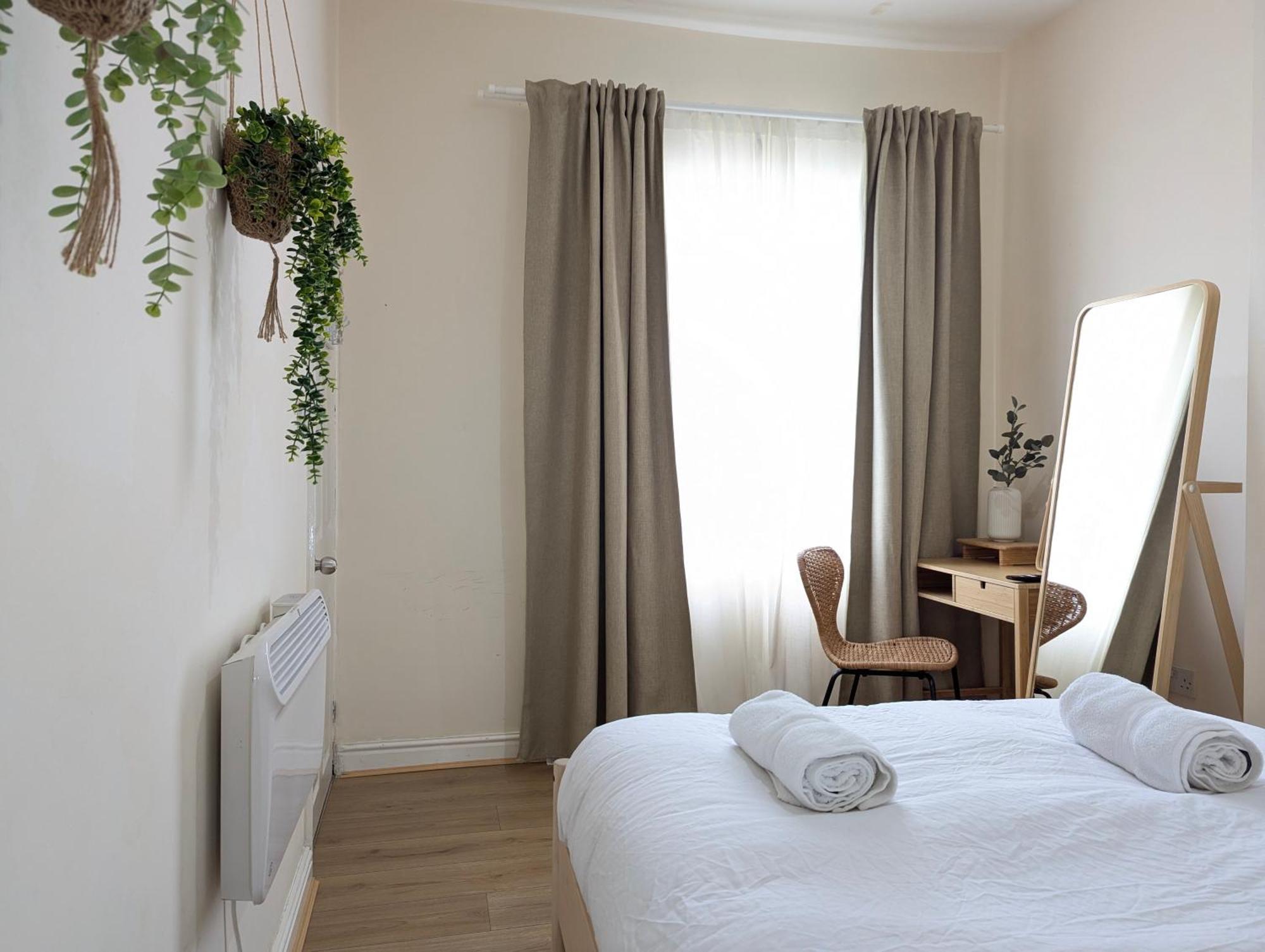 Guest Rooms In Anfiled Near Stadium, Free Parking 리버풀 외부 사진